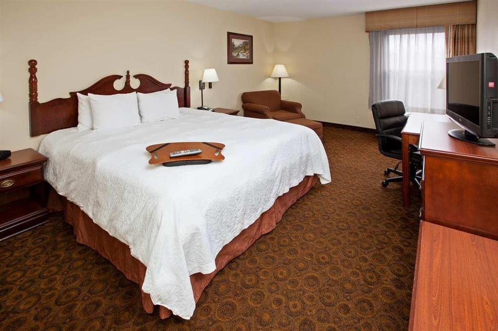 Hampton Inn Dickson Δωμάτιο φωτογραφία