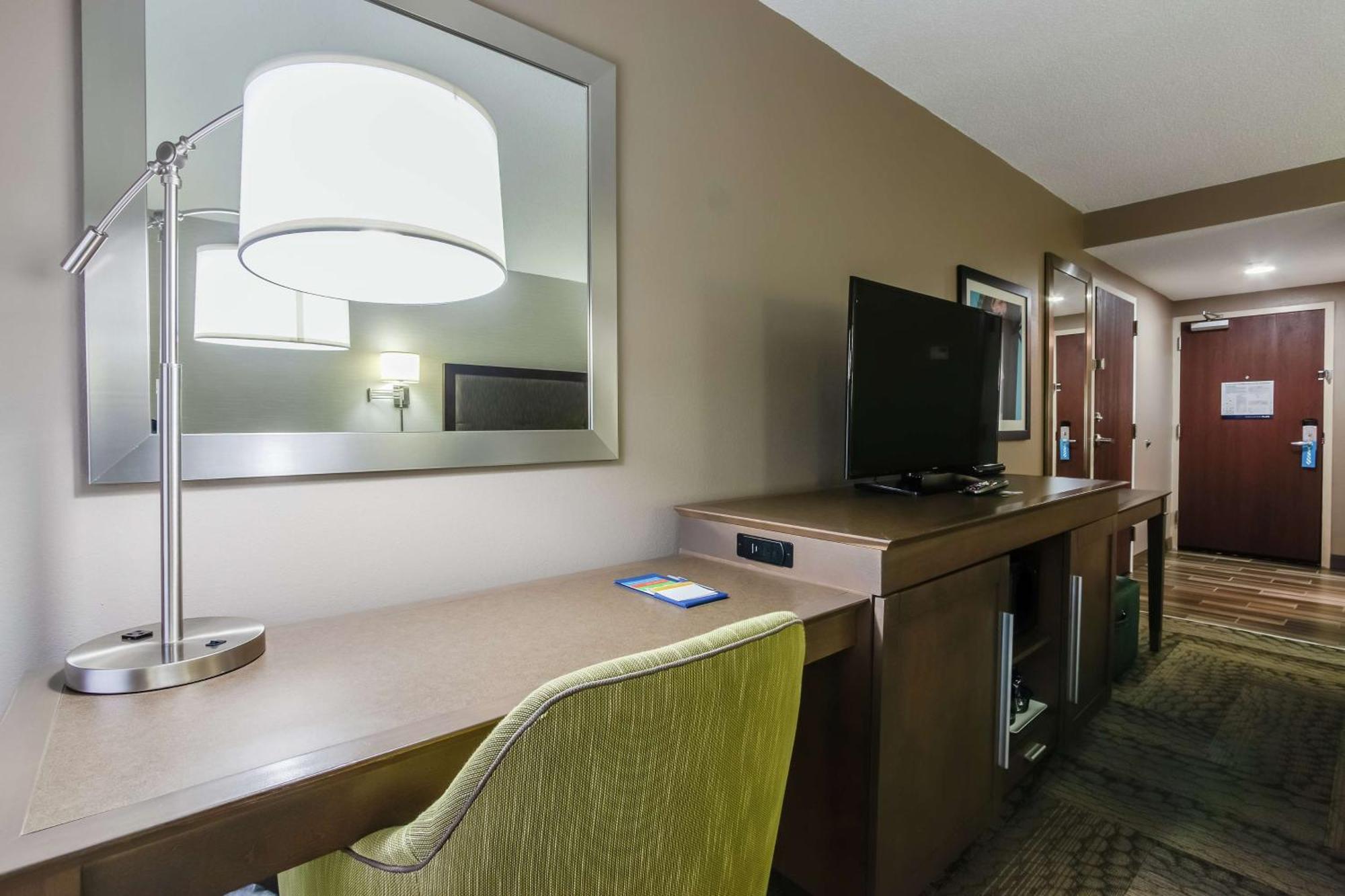 Hampton Inn Dickson Εξωτερικό φωτογραφία