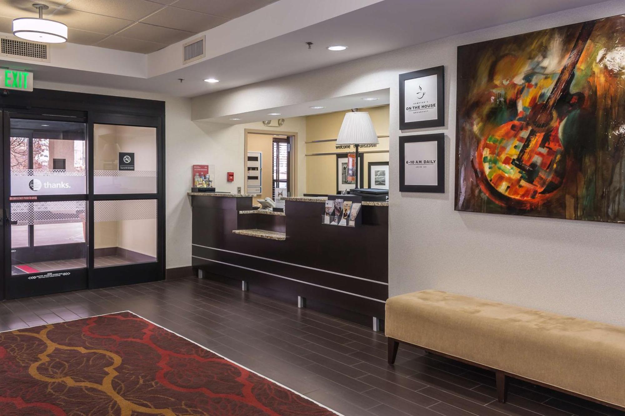 Hampton Inn Dickson Εξωτερικό φωτογραφία