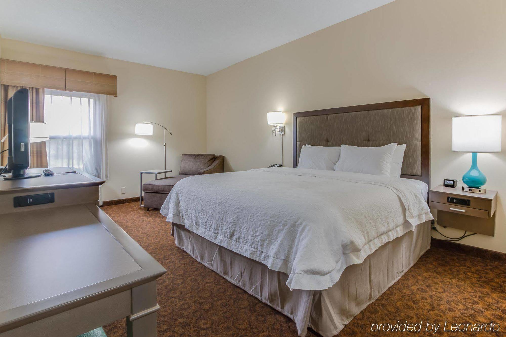 Hampton Inn Dickson Εξωτερικό φωτογραφία