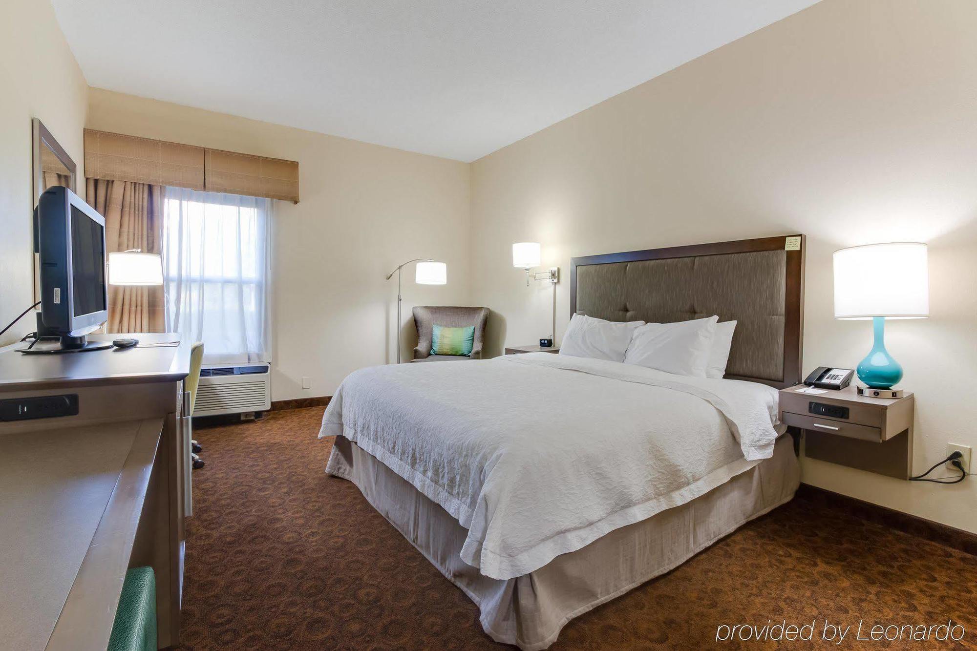 Hampton Inn Dickson Εξωτερικό φωτογραφία